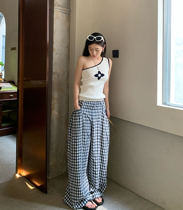 Asymmetrical One-Shoulder Contrast Knit Tank Top