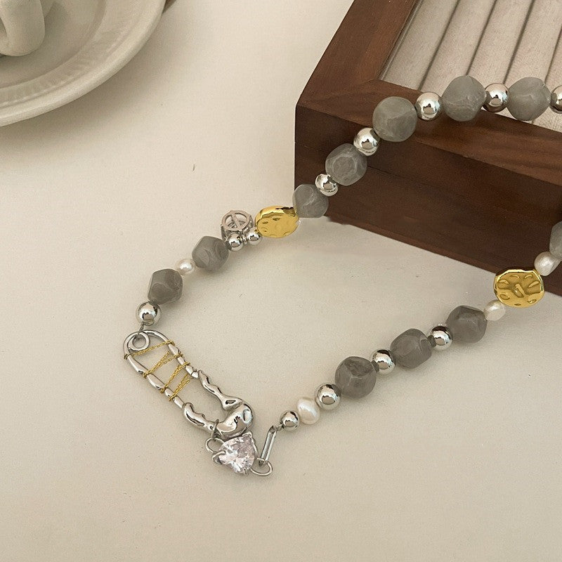 Faux Natural Stone Irregular Design Collarbone Necklace