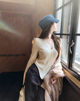 Solid Color Slim Fit V-Neck Knit Top