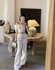 Hottie Style With a Hollowed Out Top