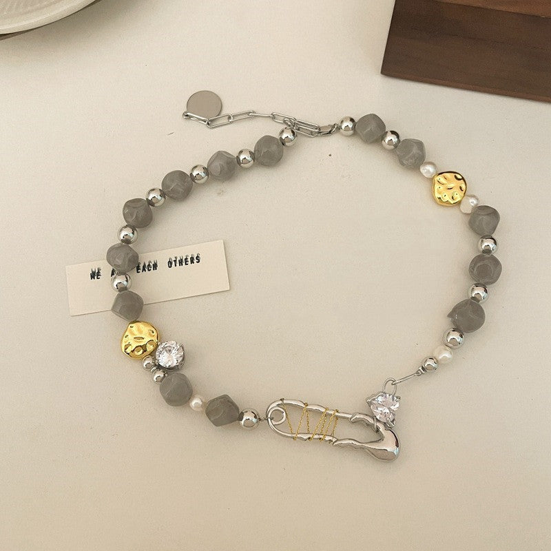 Faux Natural Stone Irregular Design Collarbone Necklace