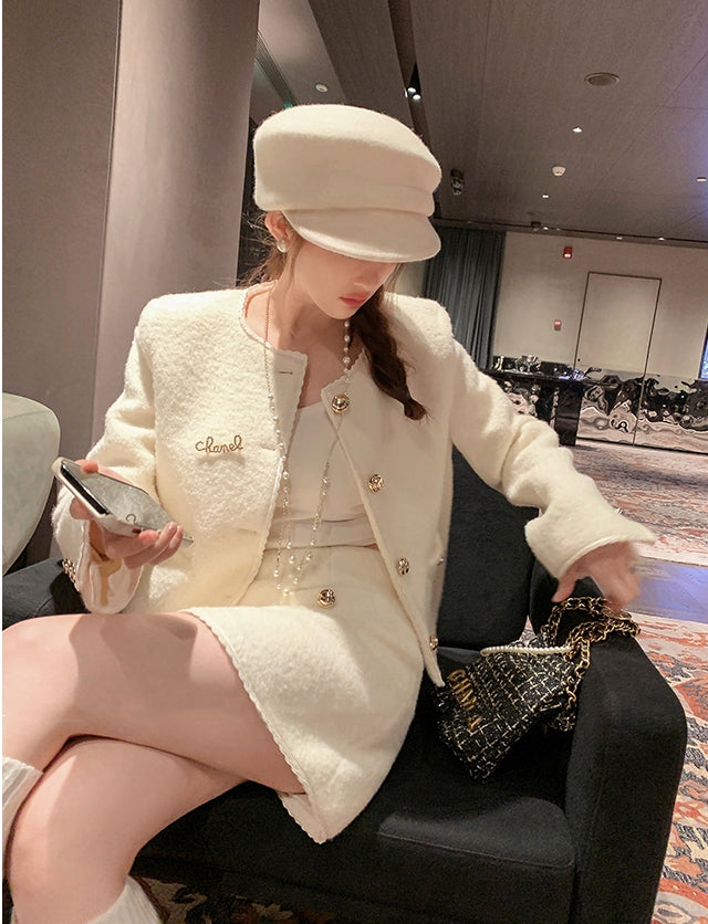 Wool Blend Bouclé Tweed Set with Golden Buttons