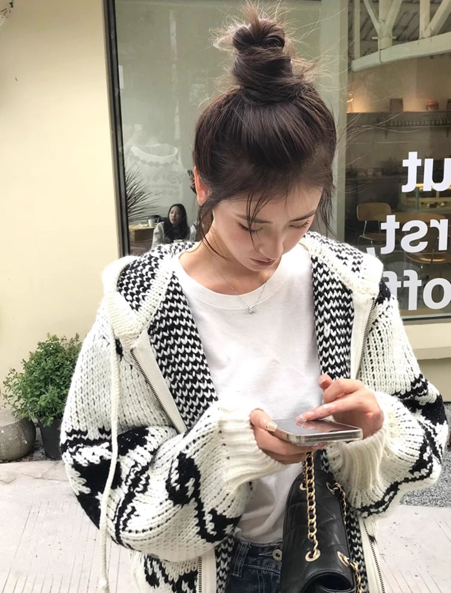 Korean OPEN YY Rose Jacquard Thick Knit Cardigan