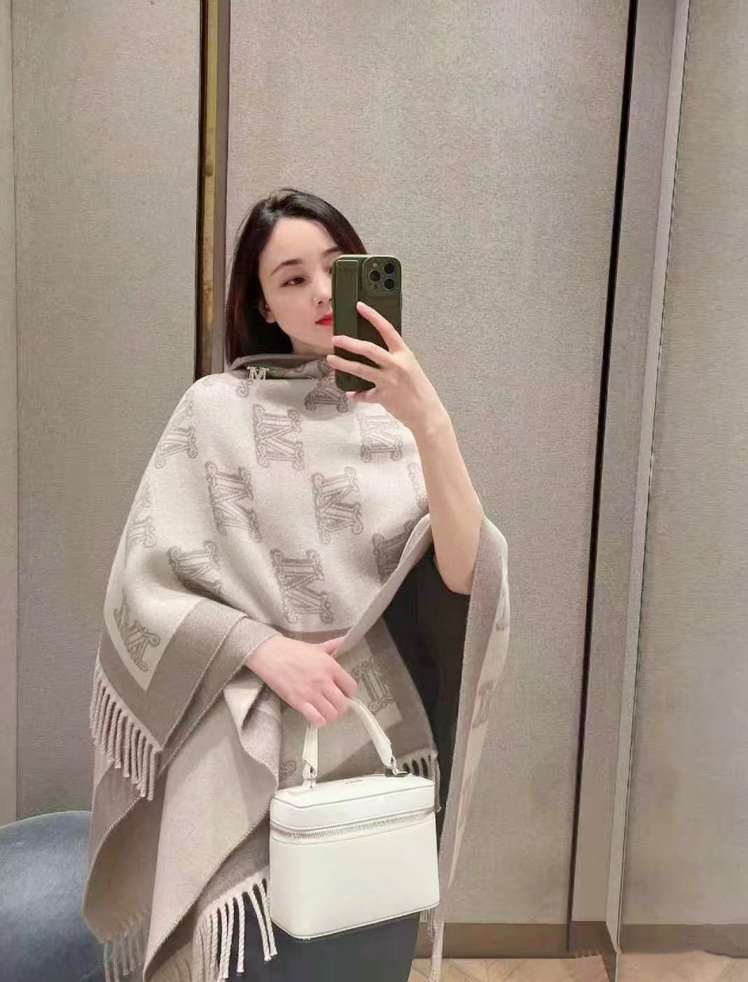 100% Pure Cashmere Oversized Fringe Shawl/Scarf