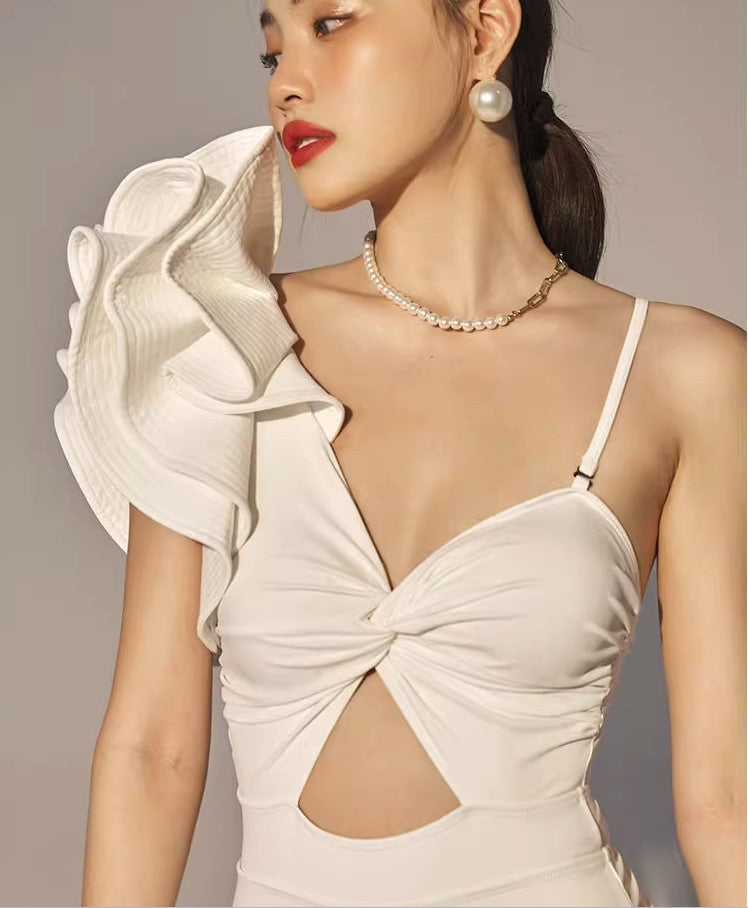 Fairy Style One-Shoulder Ruffled Swimsuit/Hot Spring Wear