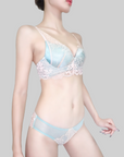 Luxurious and Elegant Lace Deep V Wire-Free Bra