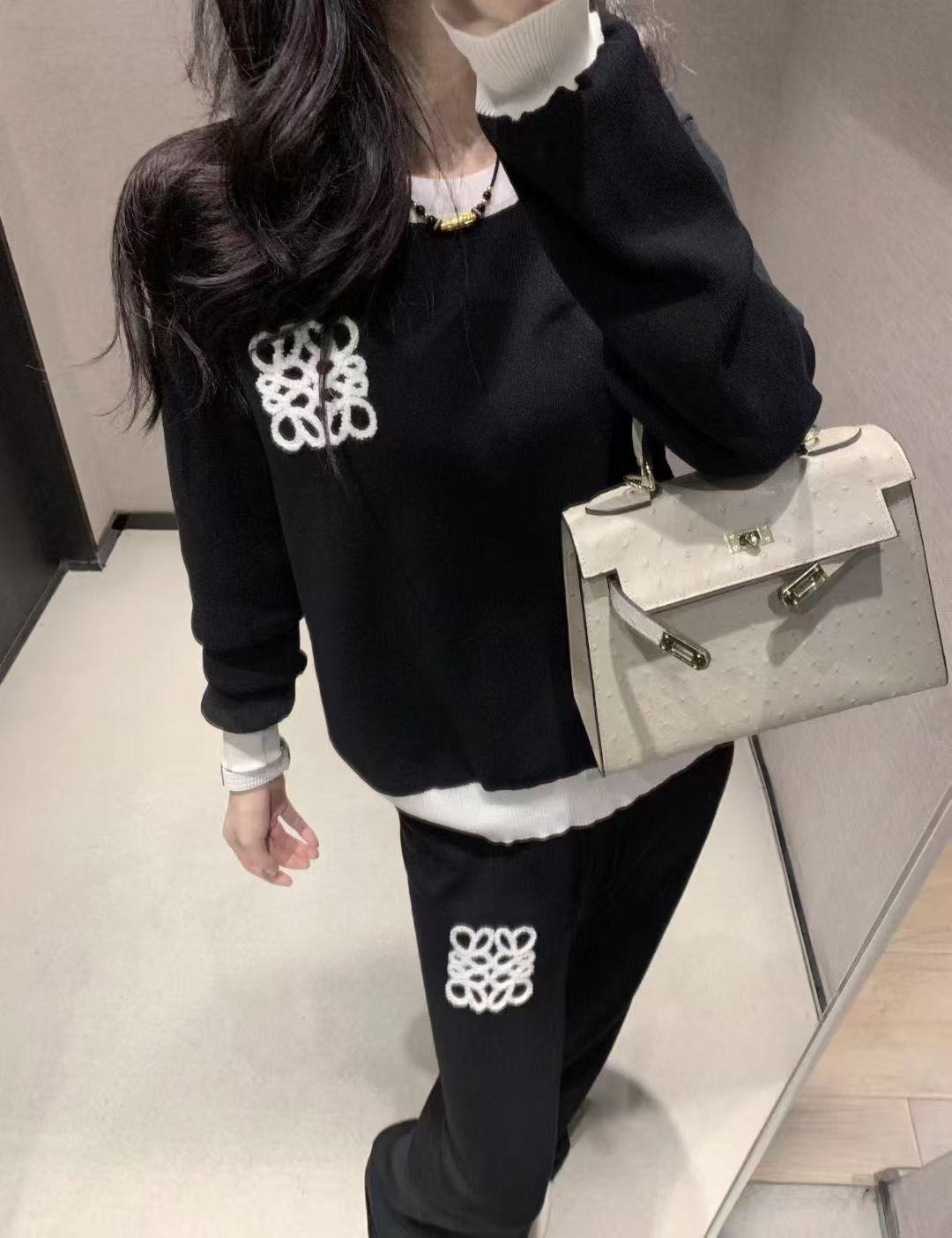 Contrast Logo Knit Set