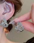 Korean Hollow Exquisite Rhinestone 925 Silver Stud Earrings