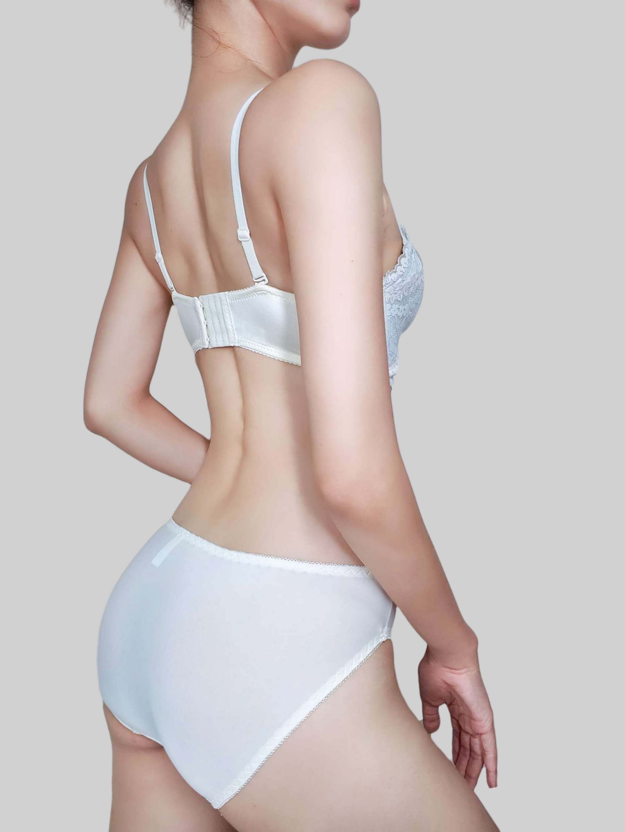 Wire-Free Thickened Push-Up Bra for Enhanced Bust