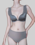 Front-Clasp Lace Push-Up Bra