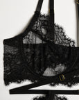 French Court-Inspired Waist-Cinching Fishbone Underwired Three-Piece Set 