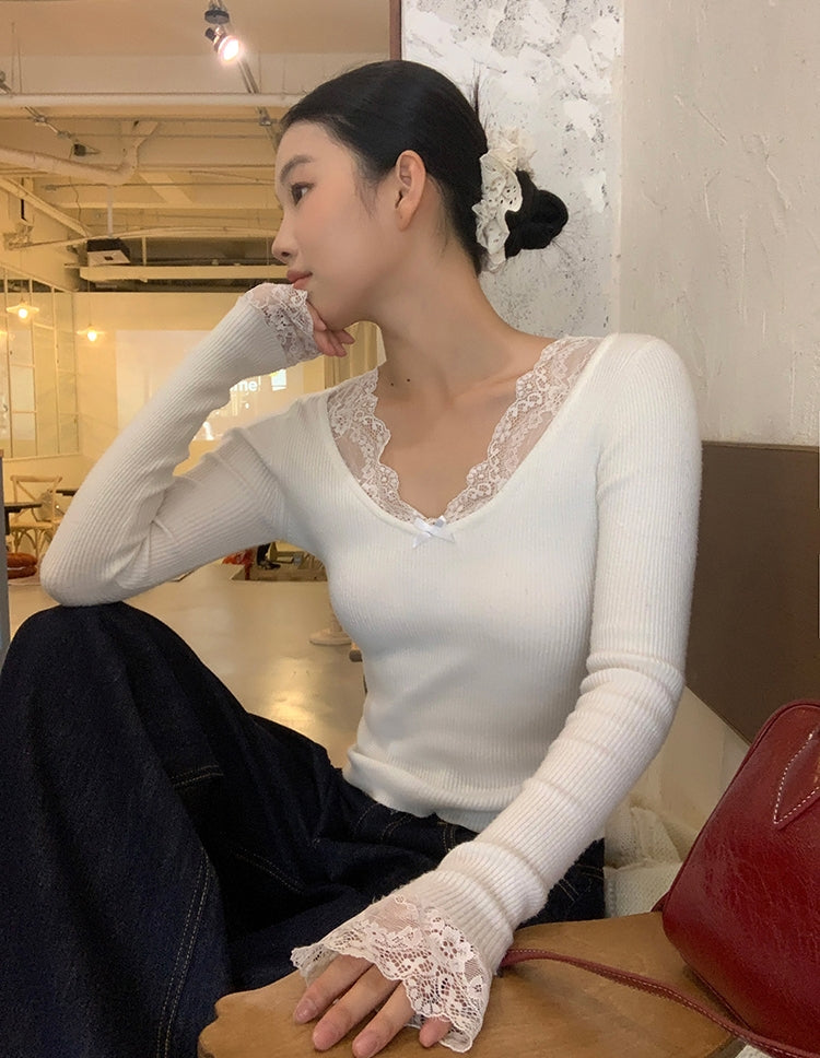 Delicate Lace Patchwork Fitted Knit Top