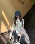 Solid Color Slim Fit V-Neck Knit Top