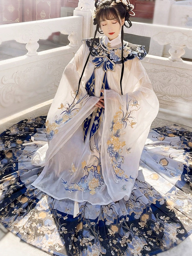 The Most Beautiful and Exquisitely Crafted Hanfu on the Internet