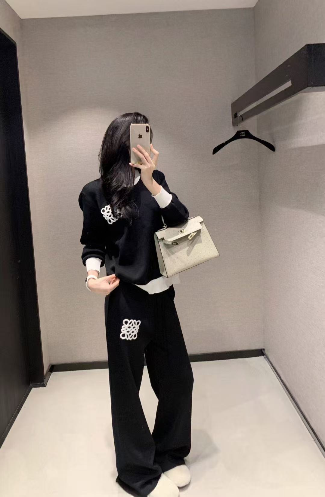 Contrast Logo Knit Set