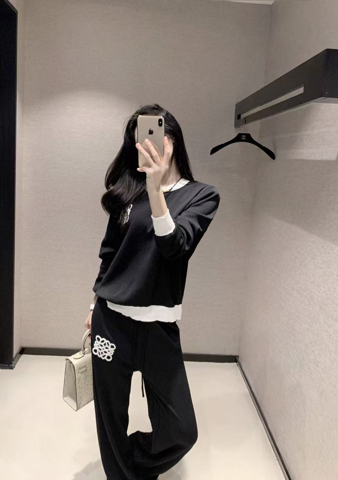 Contrast Logo Knit Set