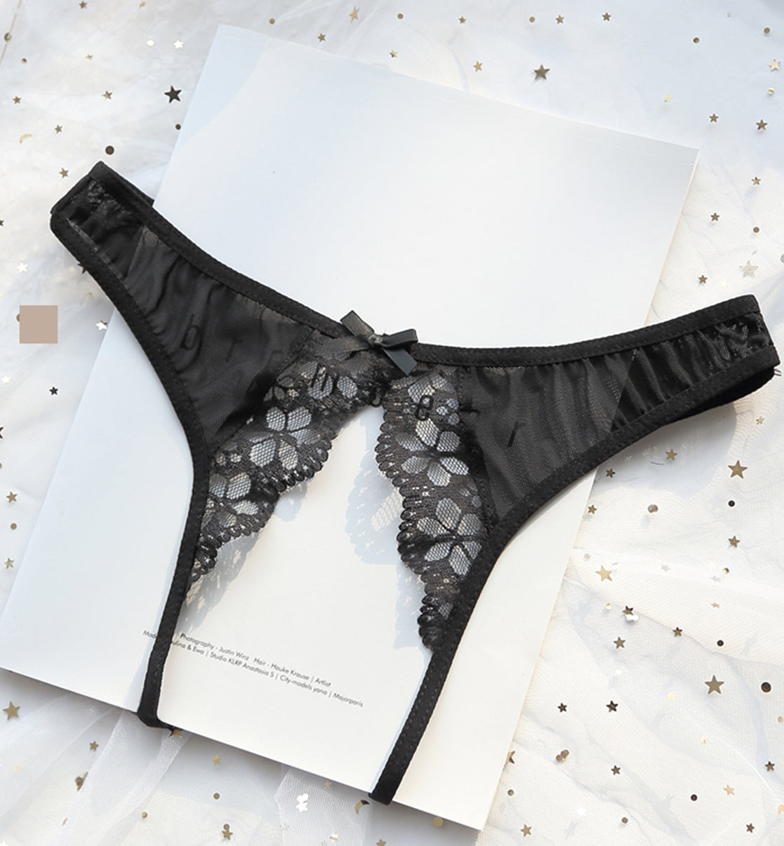 Sexy Low-Rise Lace Crotchless Panties