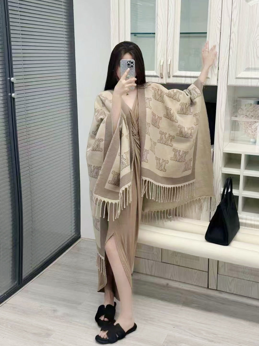 100% Pure Cashmere Oversized Fringe Shawl/Scarf