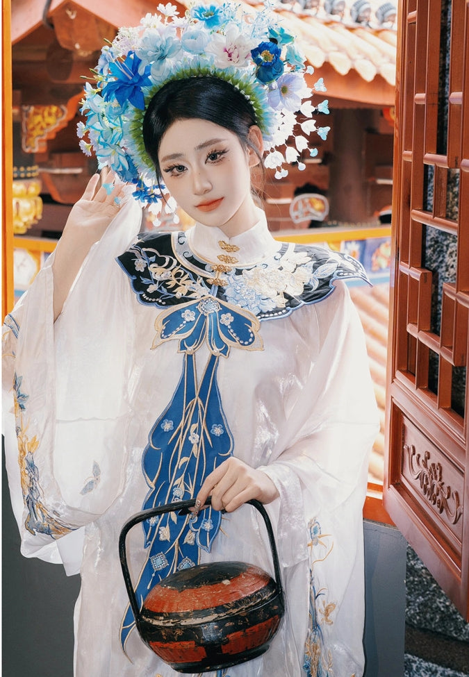 The Most Beautiful and Exquisitely Crafted Hanfu on the Internet