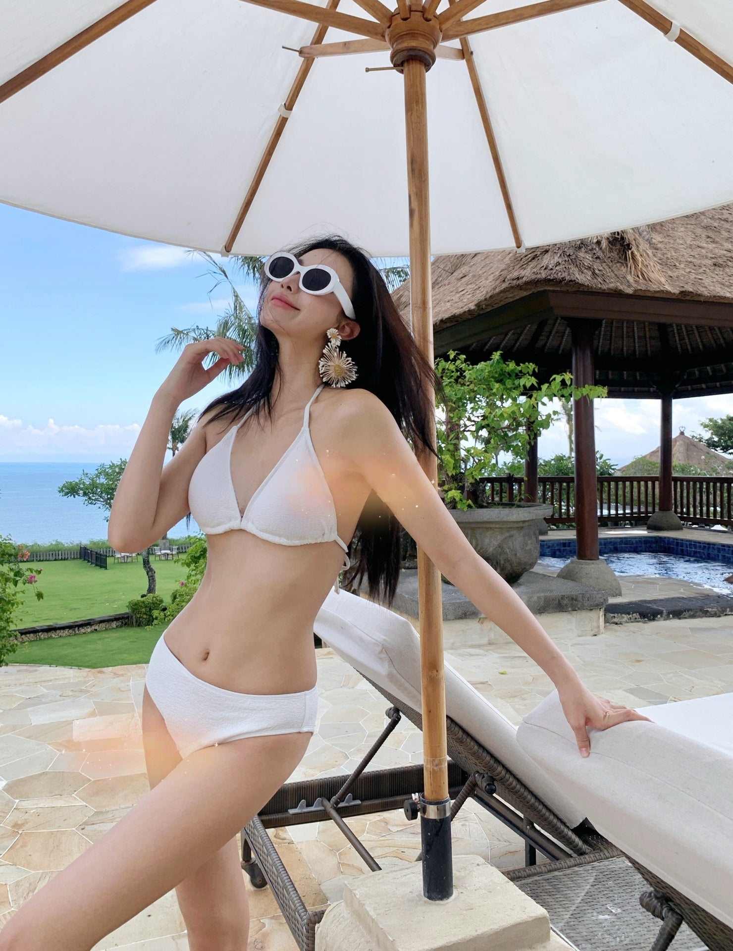 Exquisite 3D Floral Bikini 3-Piece Swimsuit Set