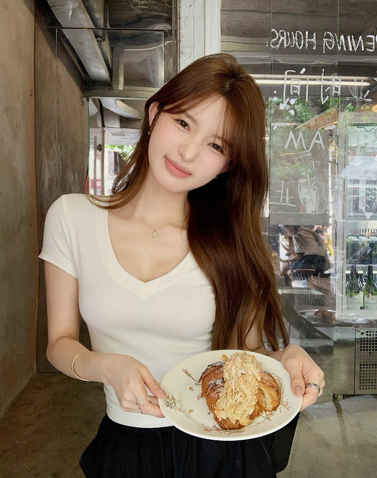 Slim-Fit V-Neck Pure Cotton Short Sleeve TEE