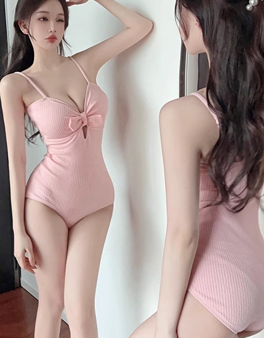 Korean Style One-Piece Bow Swimsuit