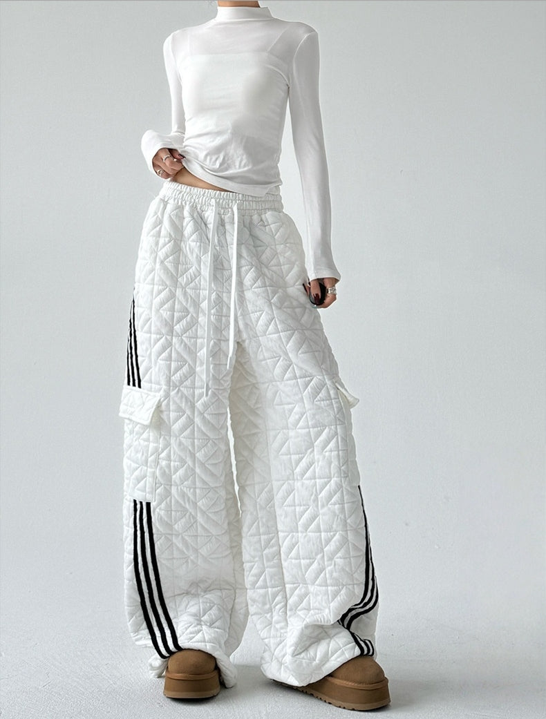 American-Style Quilted Diamond Pattern Blade-Cut Pants
