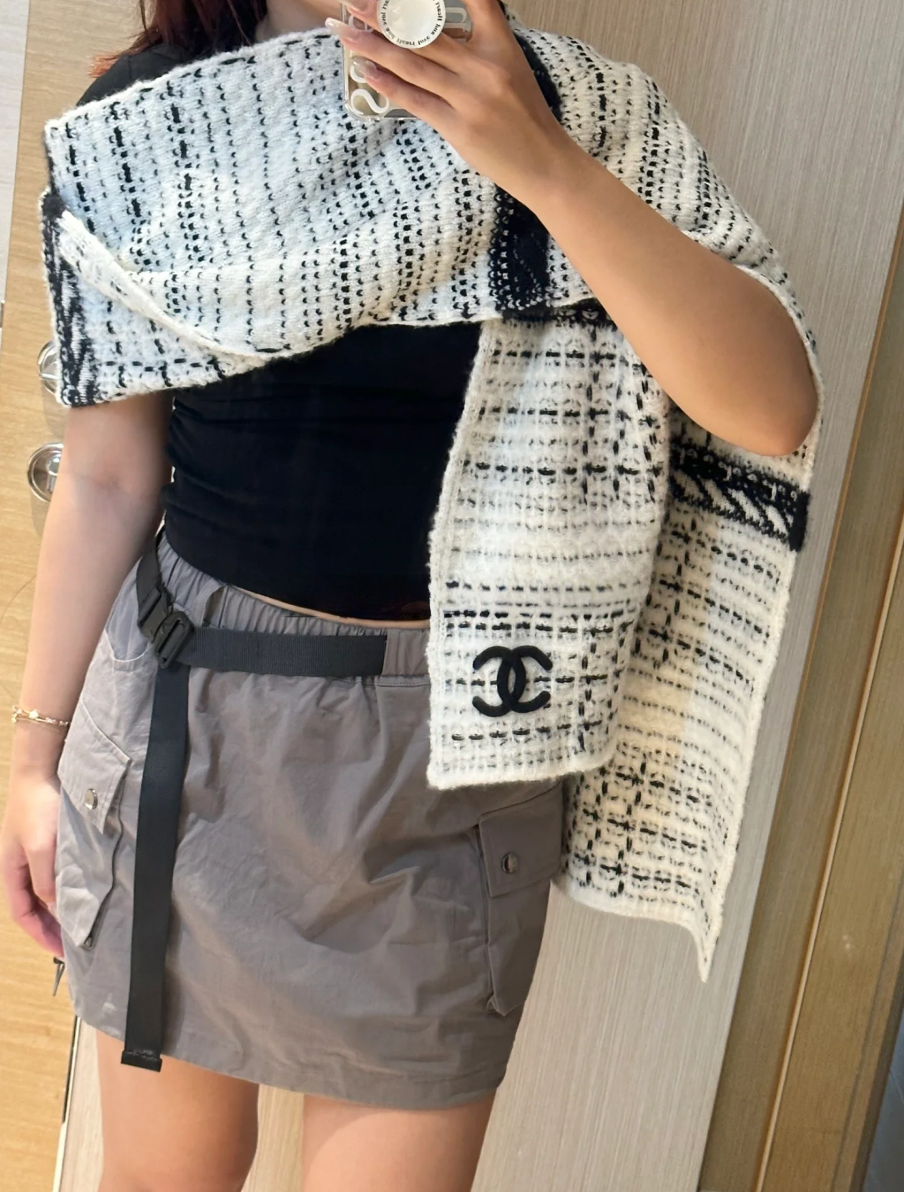 Inspired Black & White Contrast Wool Knit Scarf (Gift Boxed)