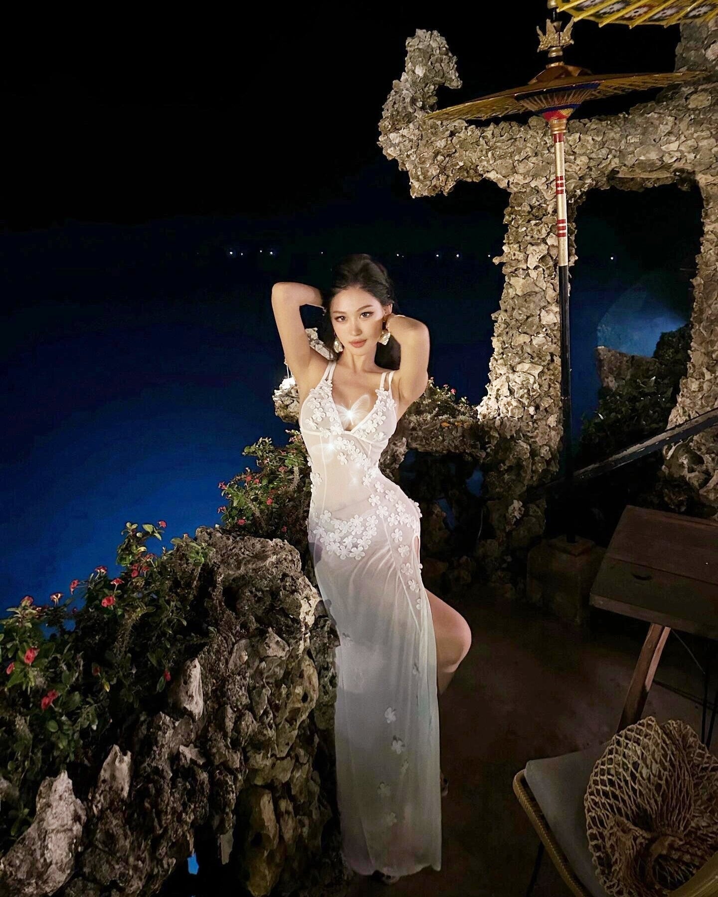 Exquisite 3D Floral Bikini 3-Piece Swimsuit Set