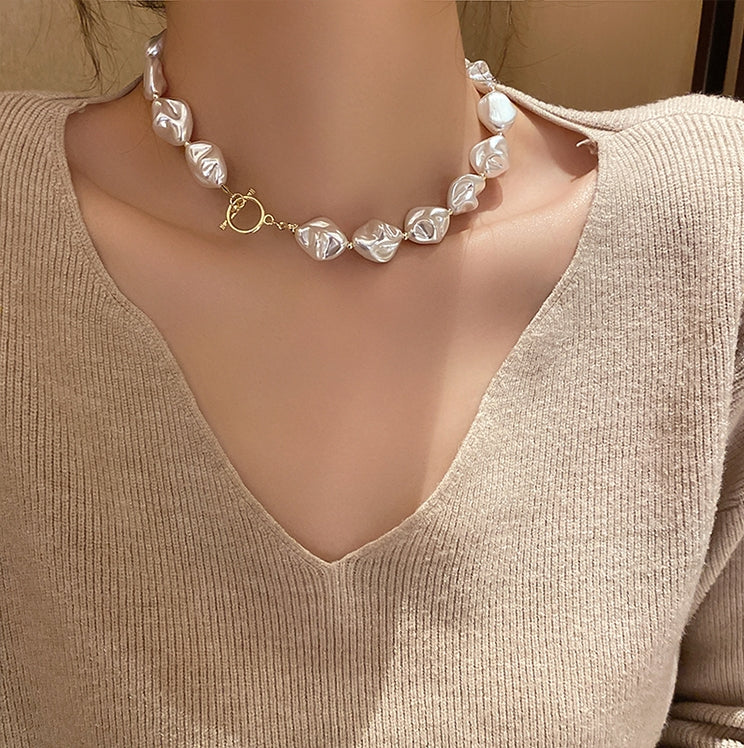 Vintage Rare Glowing Baroque Pearl Collar Necklace