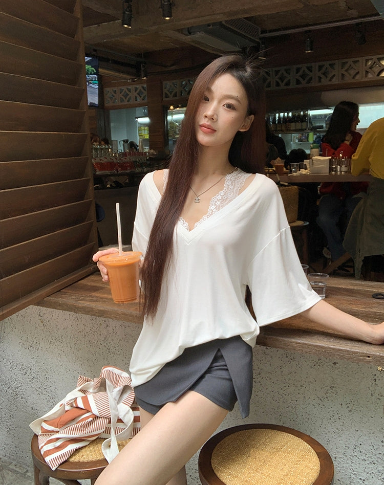 Straight-Shoulder Lace Faux Two-Piece Loose TEE