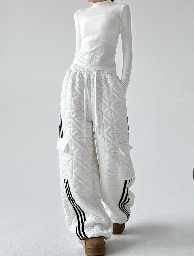 American-Style Quilted Diamond Pattern Blade-Cut Pants