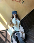 Solid Color Slim Fit V-Neck Knit Top