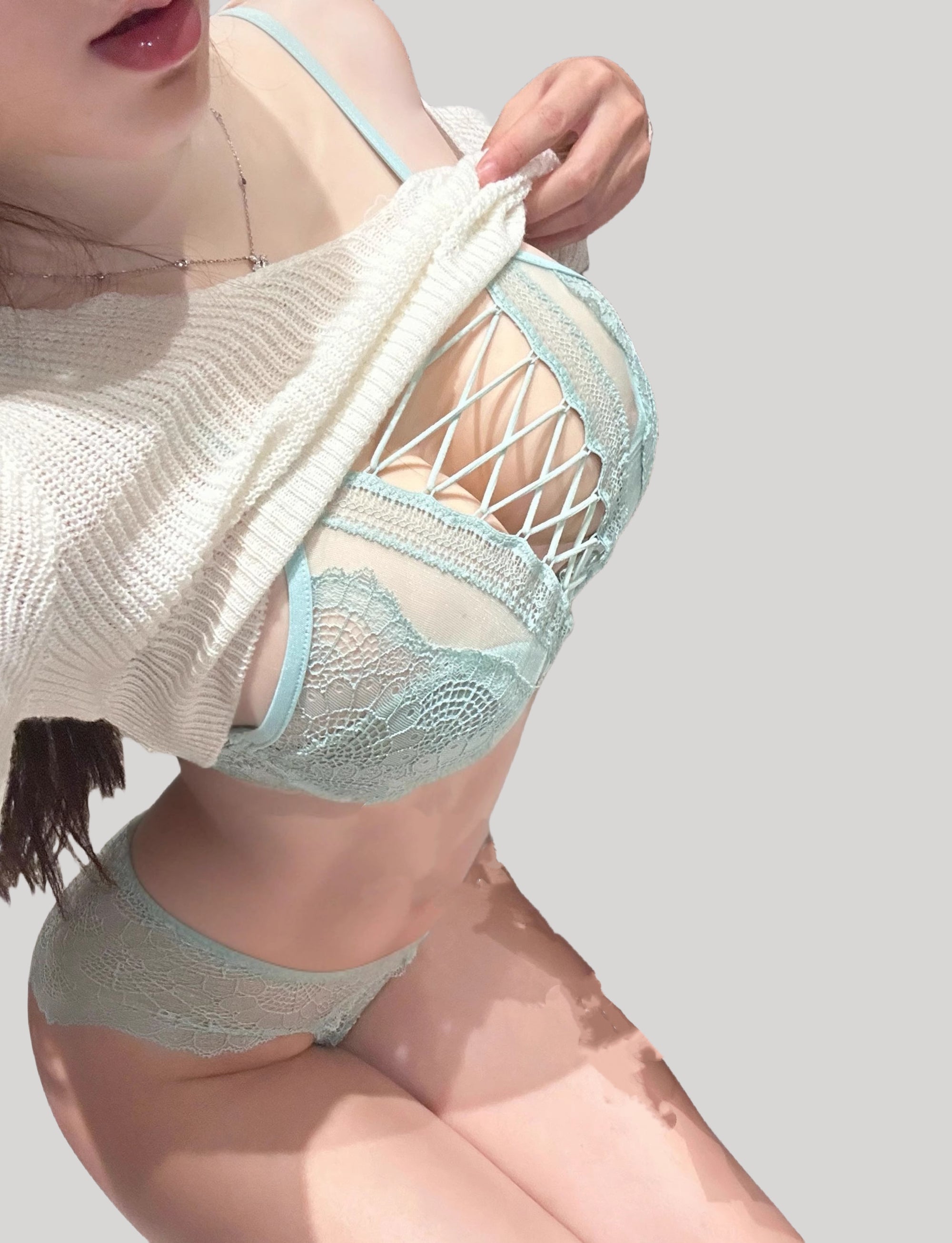 Sexy Lace Push-Up Lingerie with Criss-Cross Straps