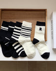 Korean High-Quality HENNY MIAO Gift Box Socks (5 Pairs)