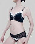 Innovative Cloud Cup Adjustable Bra