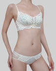 Lace Wireless Push-Up Bra for Petite Figures
