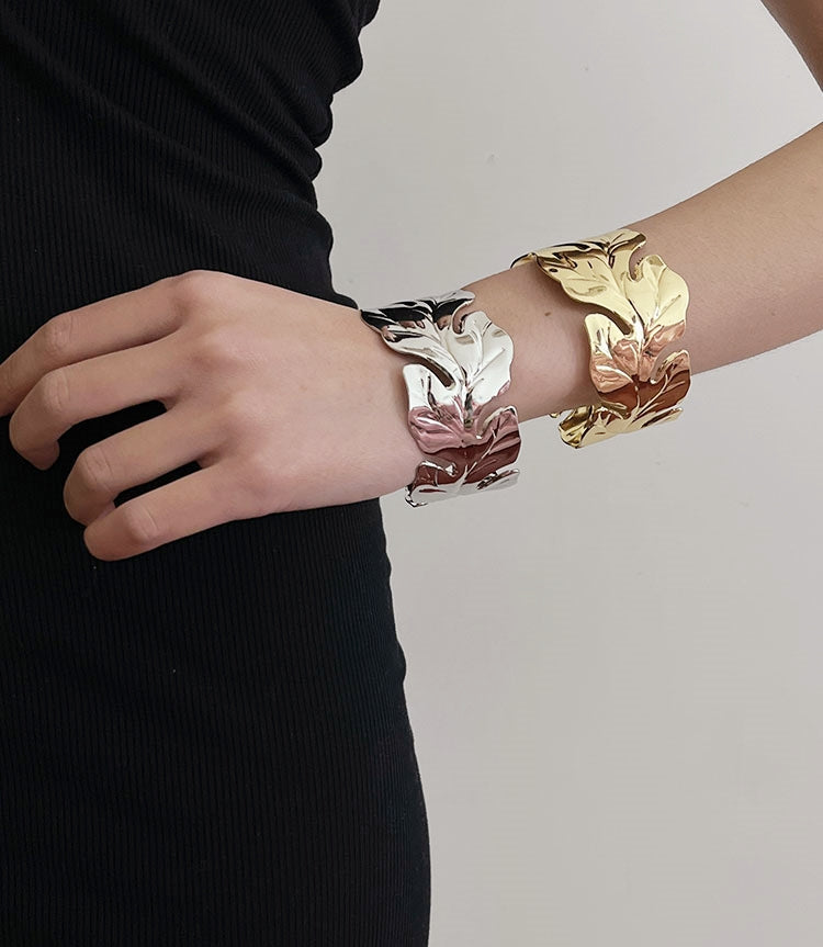 Luxe Leaf Open Bangle Bracelet
