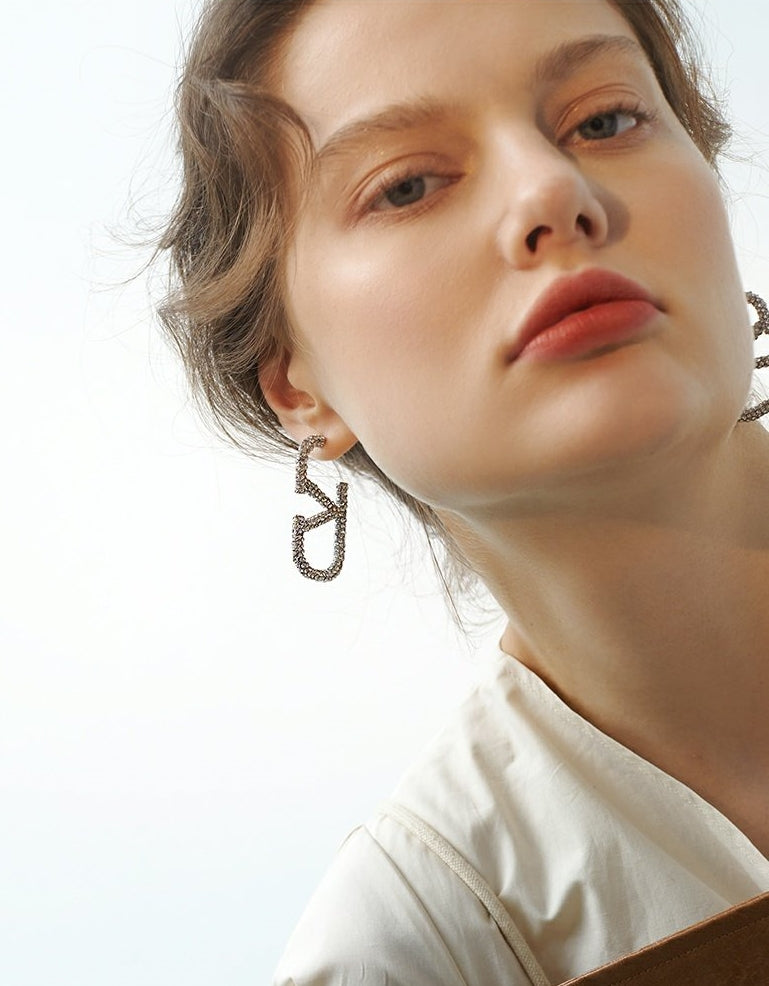Luxurious Full Rhinestone V-Shaped Letter Earrings