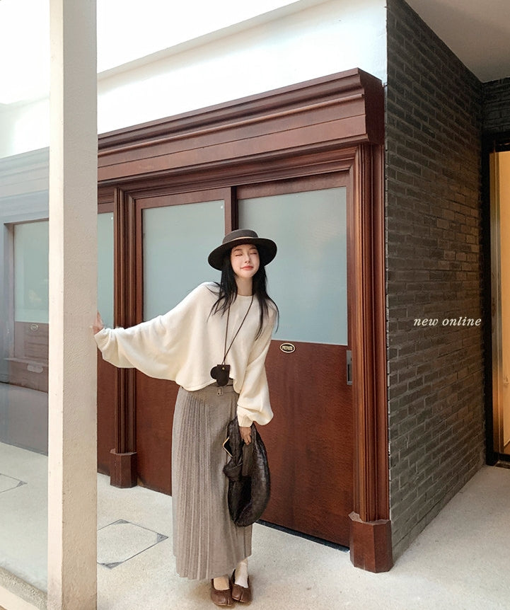 Back-Slit Relaxed Patchwork Batwing Sleeve Knit Top