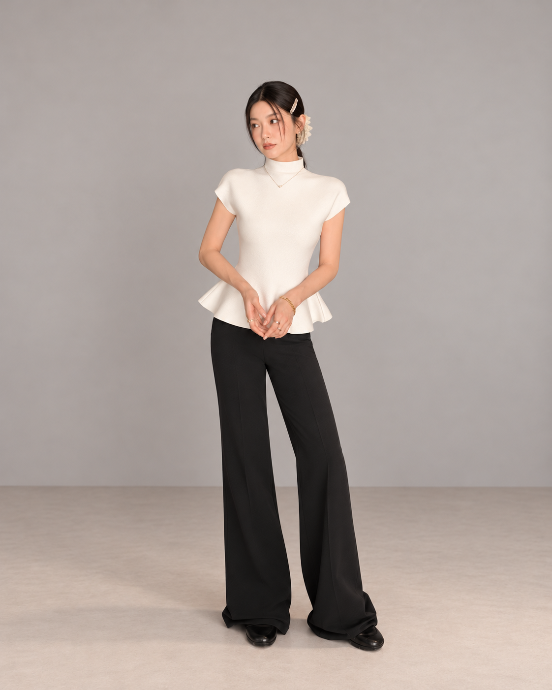 Jennie-inspired French semi-high neck ruffle hem knit top