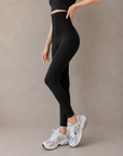 An Updated Version of Lightening Slim Pants With Hip Corset