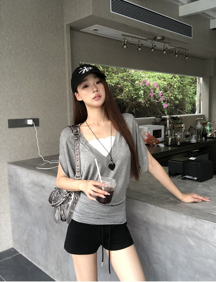 Regular-Shoulder Lace Patchwork Batwing Waist Tee