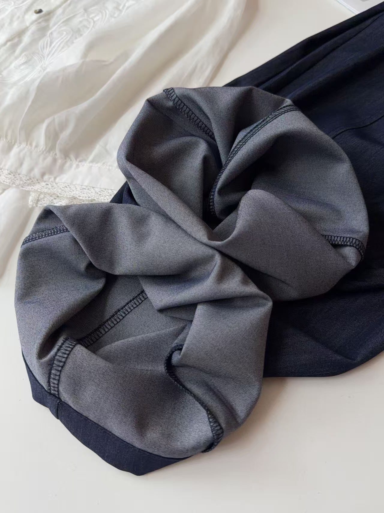 Old Money High-Waisted Wide-Leg Jeans