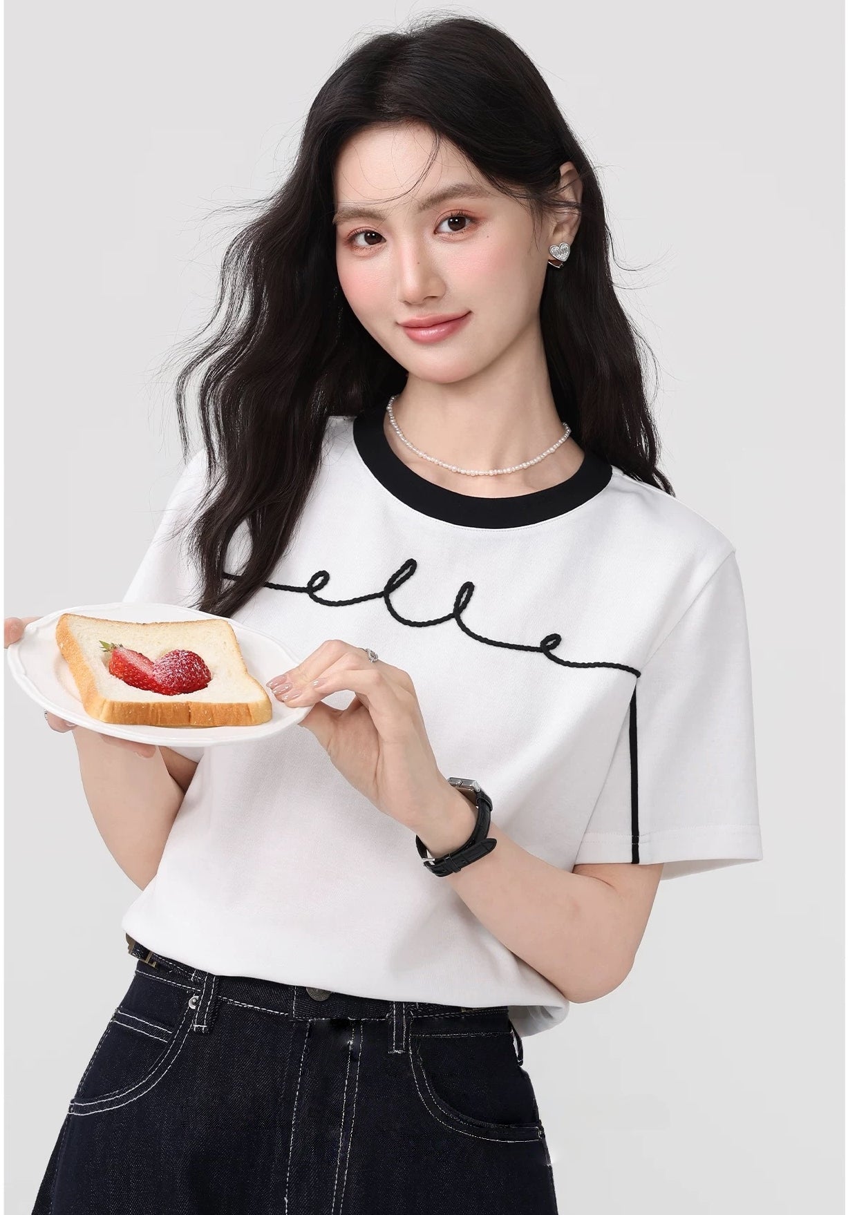 ELLE French-Style Crewneck Contrast Cotton Tee