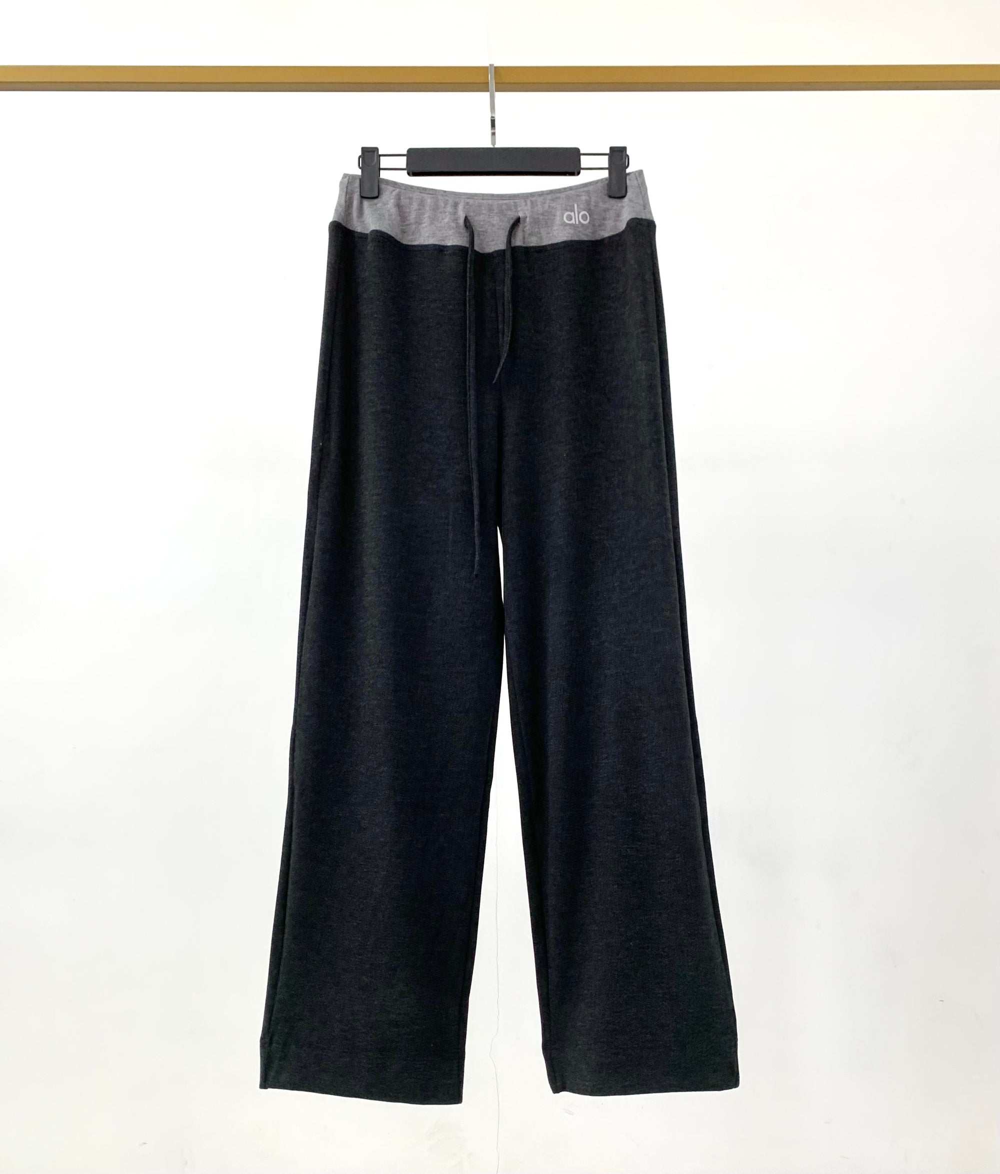 Ultra Draped Loose Straight-Leg “Shaking” Pants