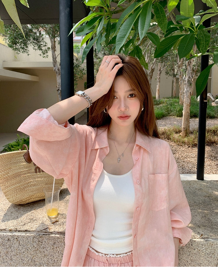 American-style racerback tank with built-in bra