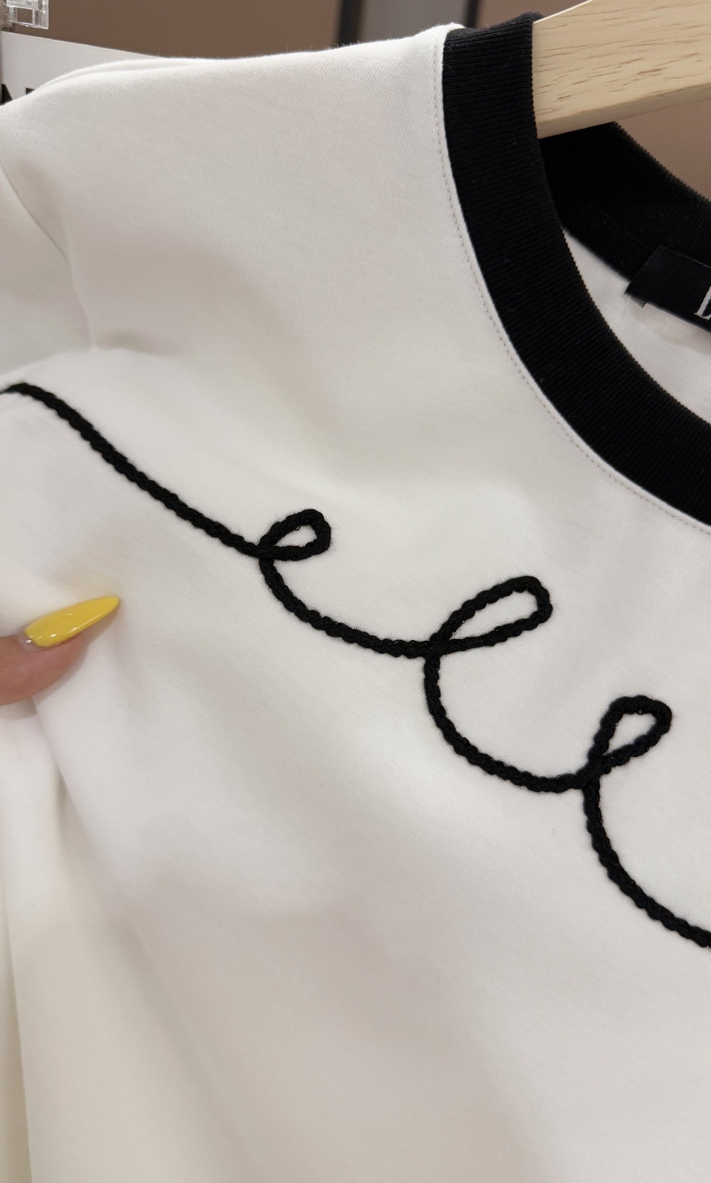 ELLE French-Style Crewneck Contrast Cotton Tee