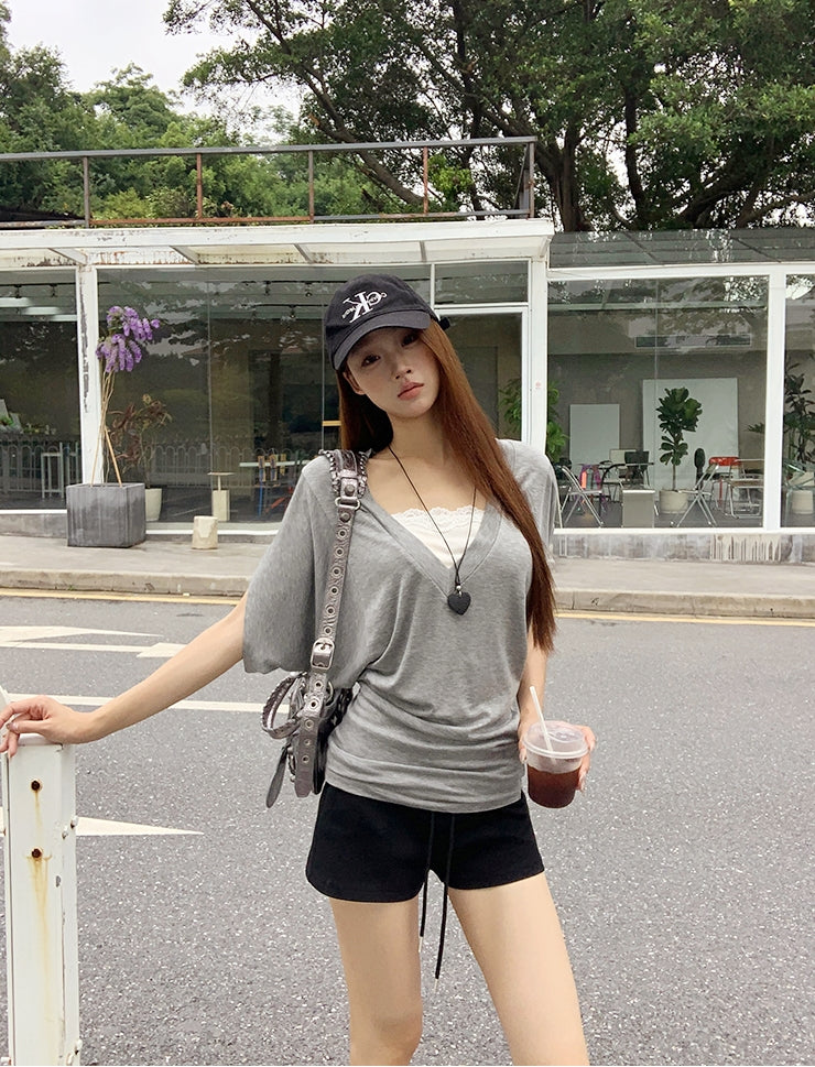 Regular-Shoulder Lace Patchwork Batwing Waist Tee