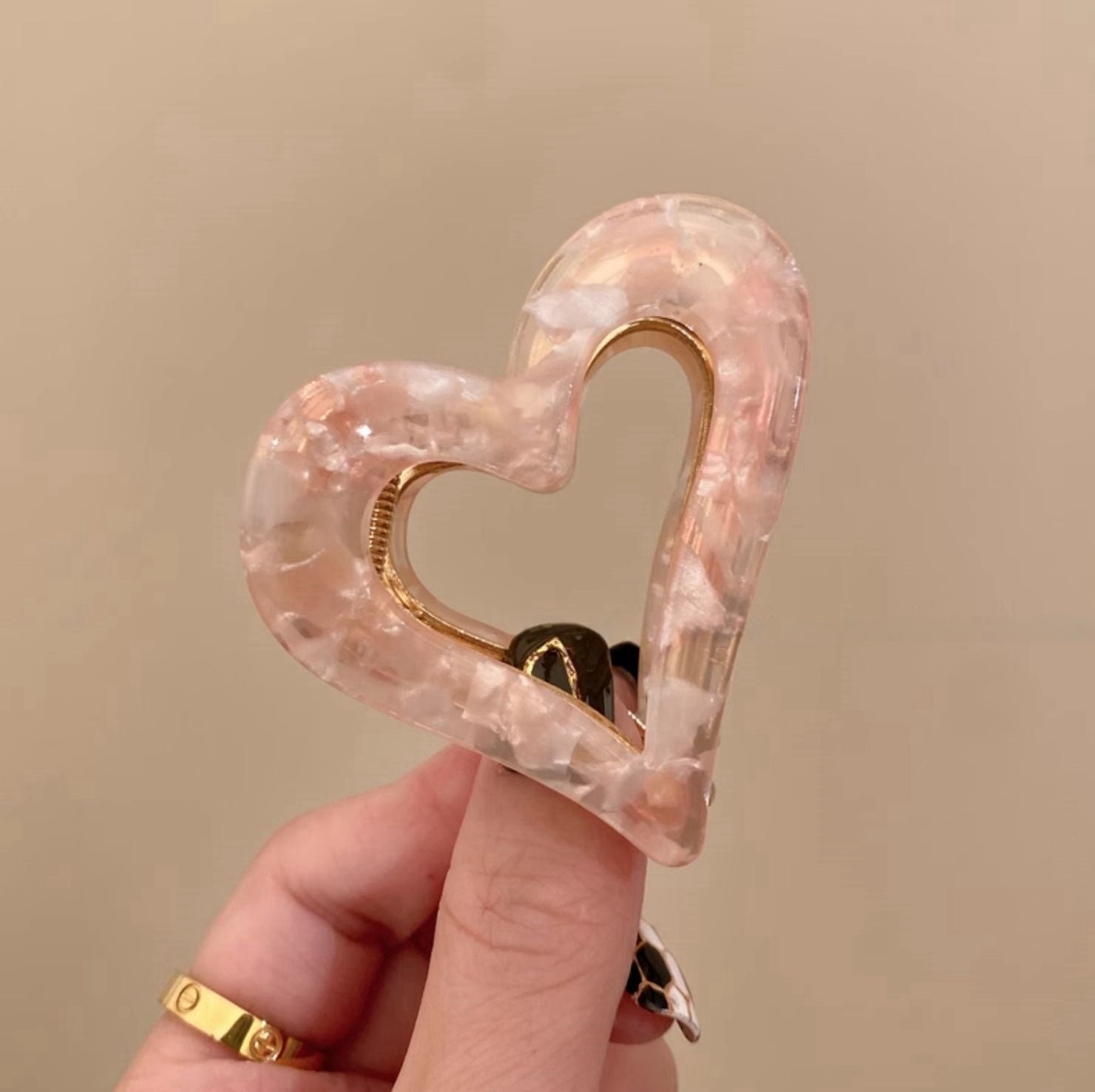 Heart-Shaped High Ponytail Hair Clip